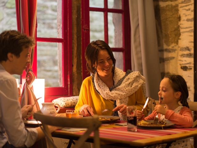 En famille à la crêperie !