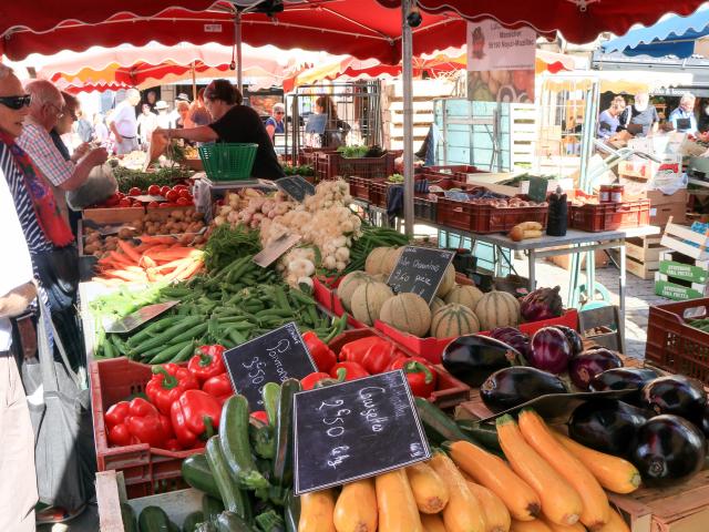 Marché de fruits et légumes